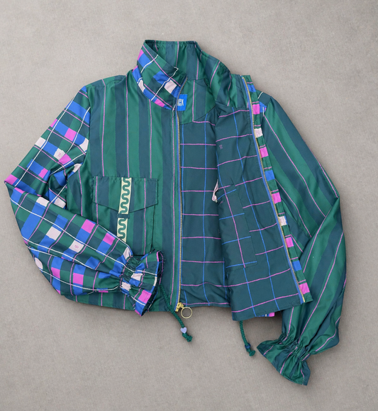 Chaqueta corta estampada verde