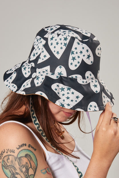Sombrero Bucket Hat Corazón Estrellado