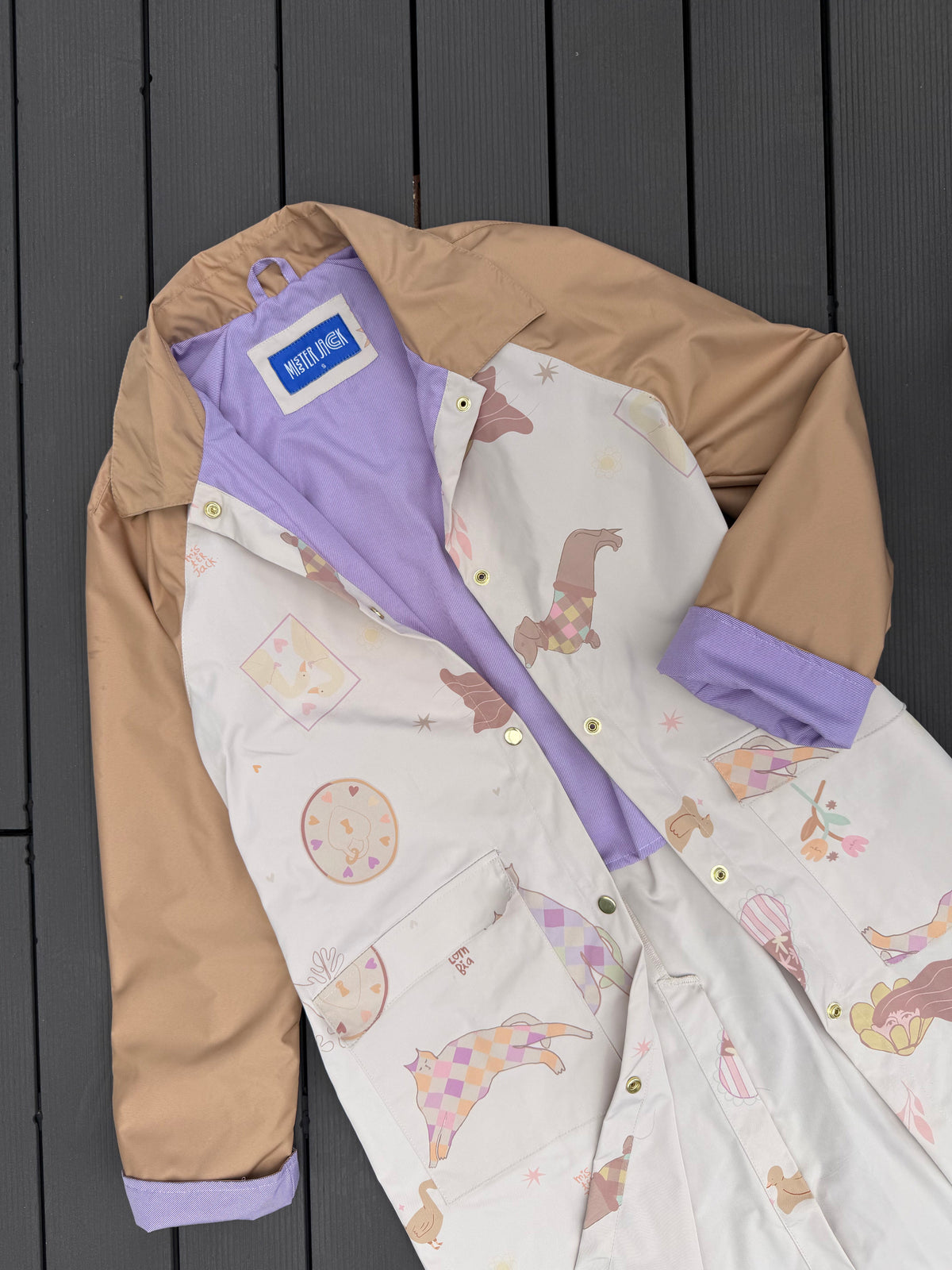 Gabardina Crema Estampada