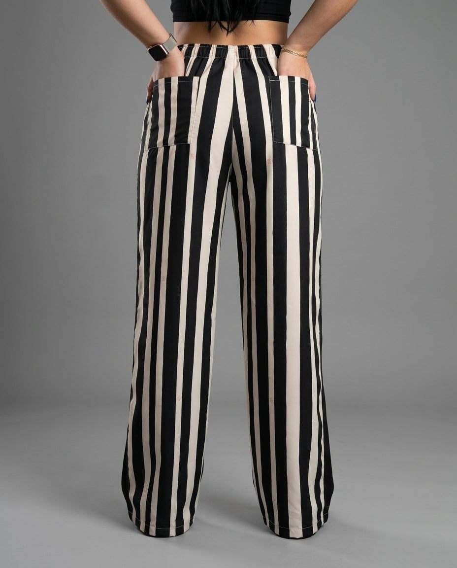 Pantalón Negro Fragmento