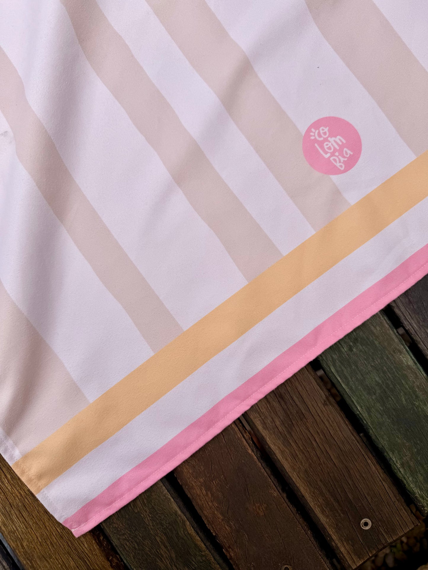 Toalla Estampada Rayas Beige
