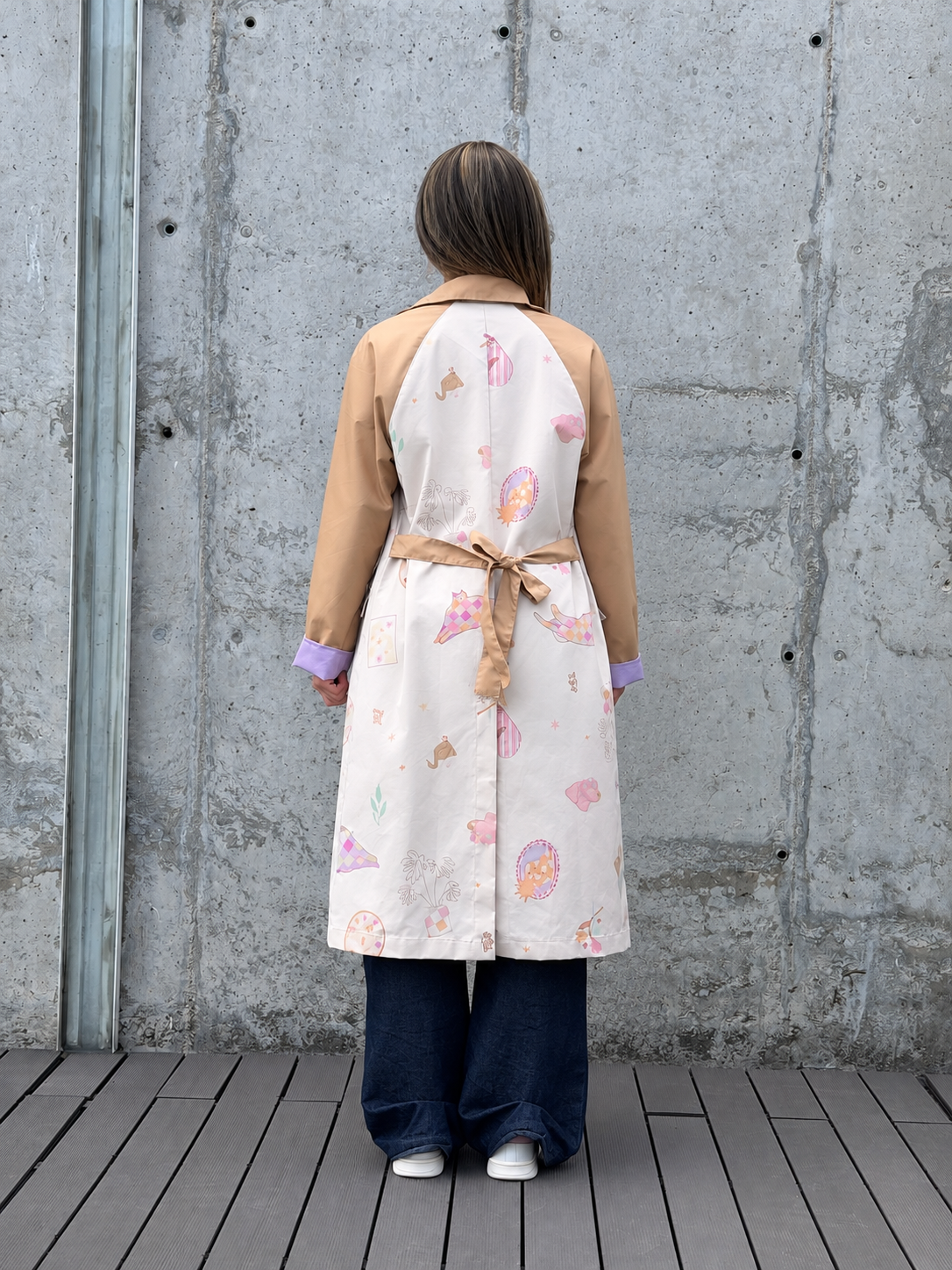 Gabardina Crema Estampada