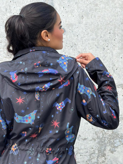 Chaqueta Parka Estampada Negra