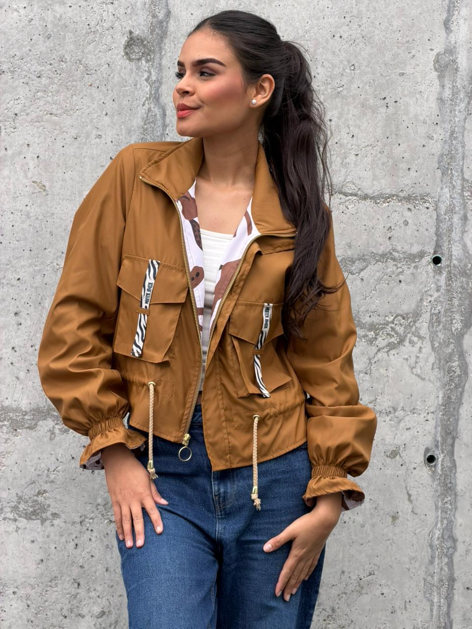 Chaqueta Corta Mocca