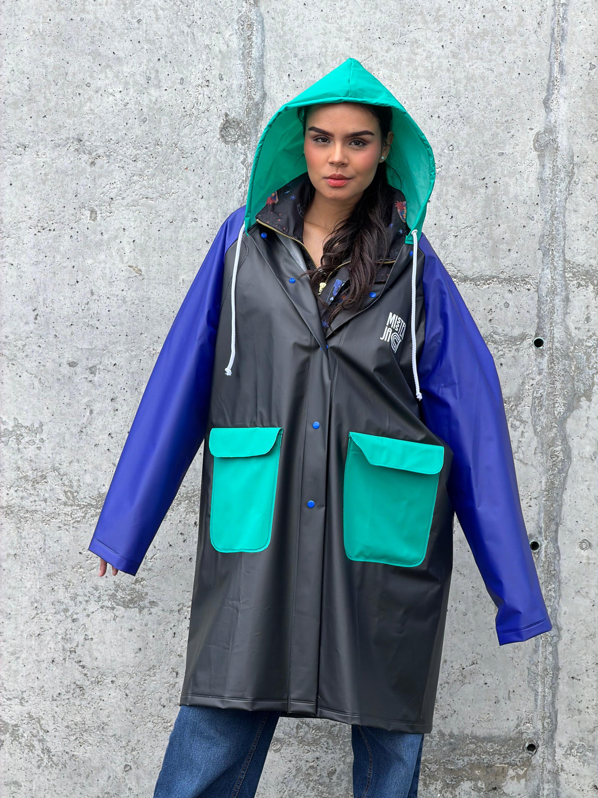 Raincoat Armor Negro Fest