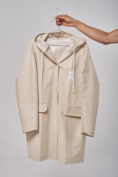 Raincoat Armor Crema Nublado